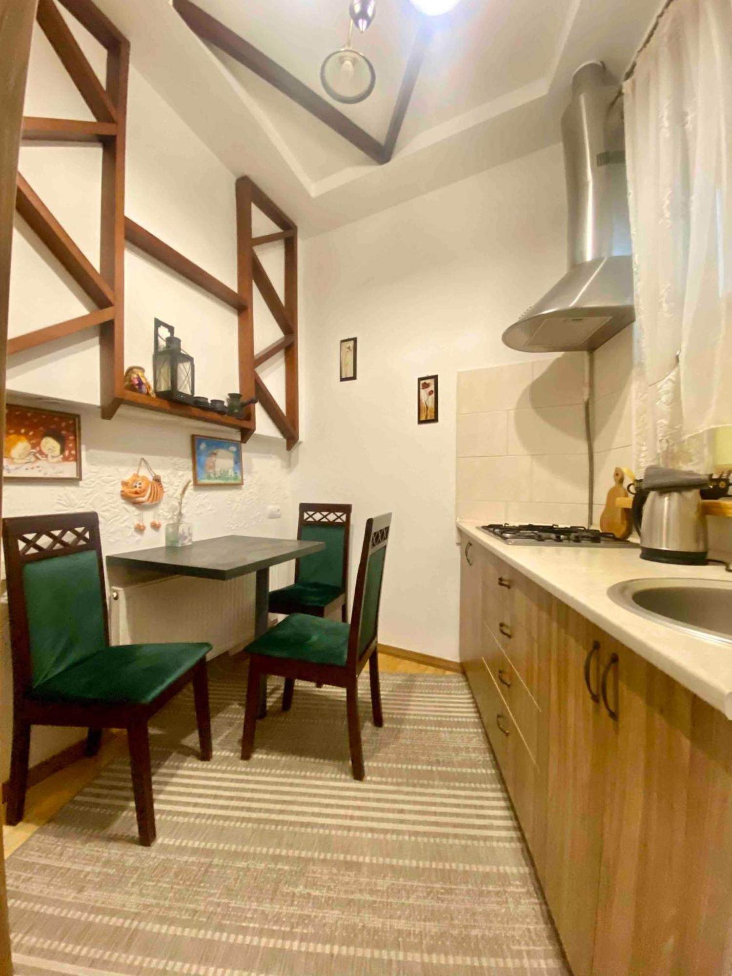 Вул Вірменська 20 Не Далеко Від Ж Д Вокзалу Звітні Документи Apartment Liov Exterior foto